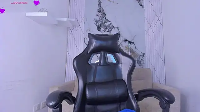 Chatroom XXX en direct de TaylorClay_
