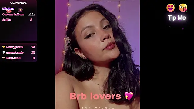 Reisslin 라이브 XXX 채팅