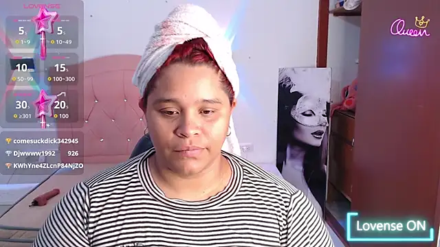 NathaliaMayson élő XXX-chatje