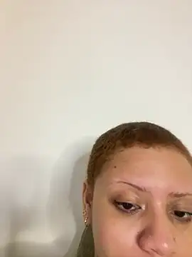 Charlotee_ XXX чат на живо