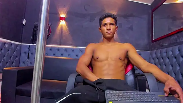 Yoel_Blessed – Naživo XXX chat