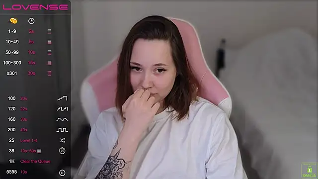 Airyhill's Live XXX Chat