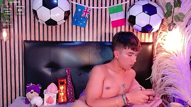 Angeldust19 Adlı Modelin Canlı XXX Sohbeti