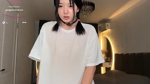 צ'אט XXX בשידור חי של minnie_joy