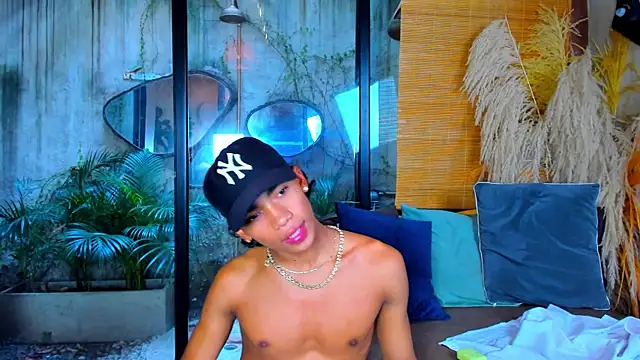 AlanCutee Live XXX Chat