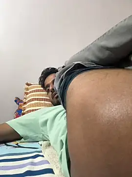 Cuteaadi 现场XXX聊天
