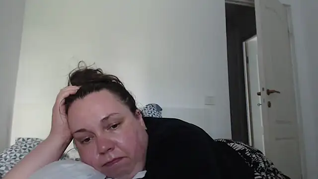 Chat +18 de WendyRhoades ao vivo