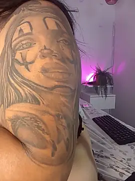 Онлайн чат XXX haileystone