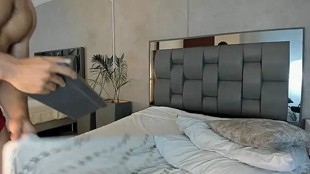 Charlie___Musk Live XXX Chat