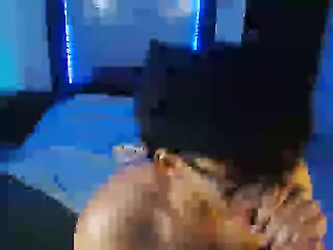Mr_yisuzz Live XXX-Chat