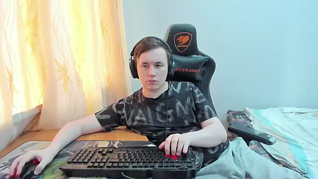 iliaskrislove: απευθείας συνομιλία ΧΧΧ