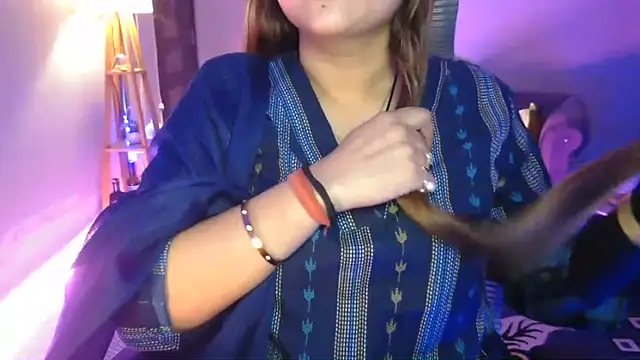 Chat XXX en directo de Mitikaa