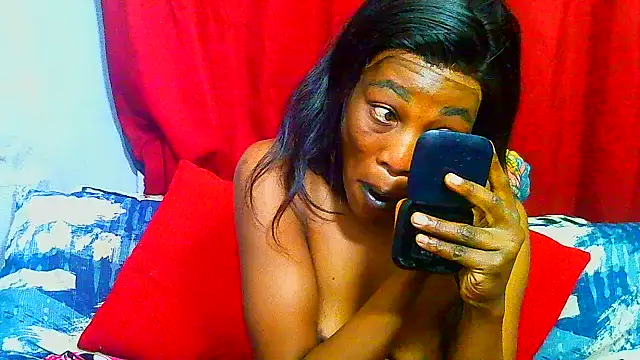 Chat +18 de freaky_naughty ao vivo