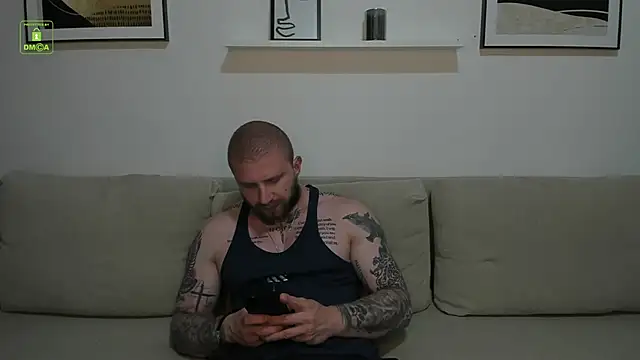 Gerard_Finbar Live XXX Chat