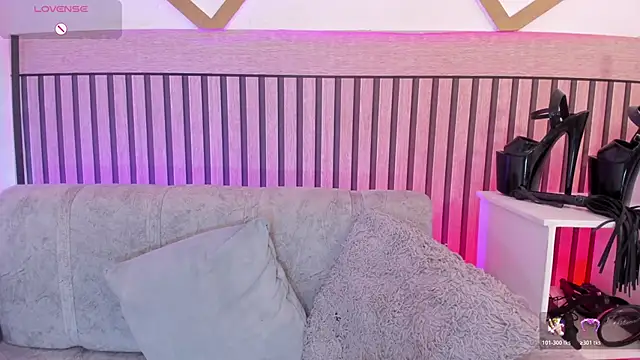 NinaInk Chat XXX in diretta