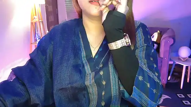 แชท XXX สดของ Mitikaa