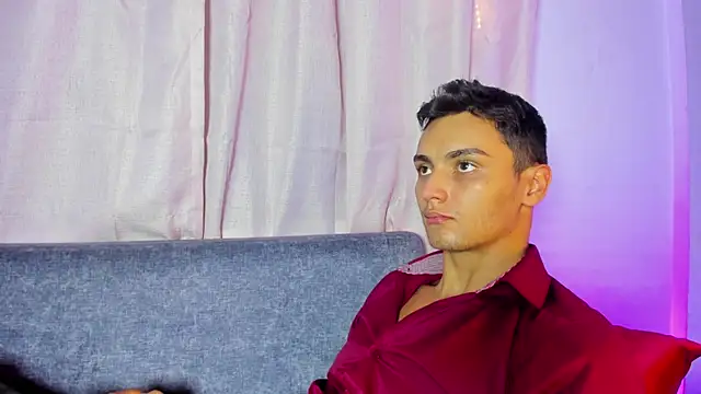 andrewevans46 Live XXX Chat