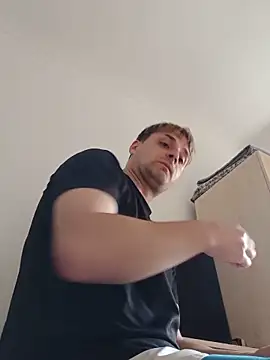Levarboy Chat XXX live