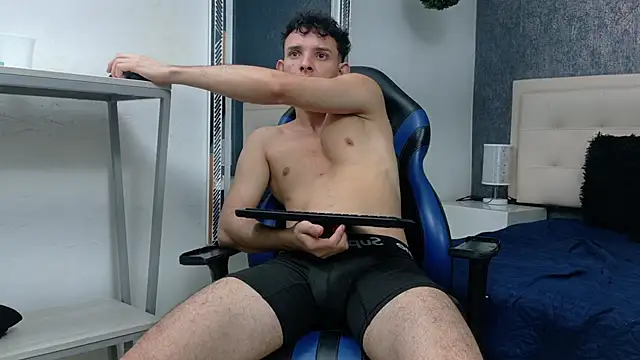 keen_black_'s Live XXX Chat