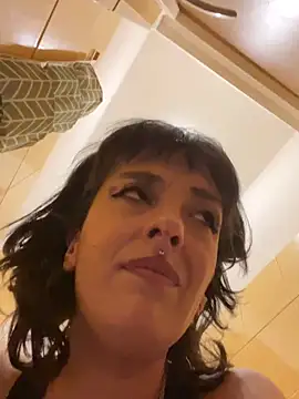 Piggiteablacktea's Live XXX Chat