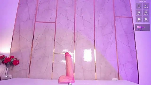 DestinyReece's Live XXX Chat