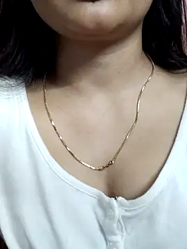 Wild-janvi's Live XXX Chat