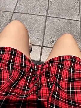 Mina-02's Live XXX Chat