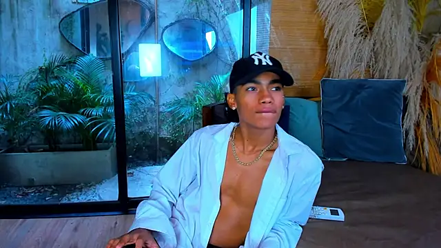 Chatroom XXX en direct de AlanCutee