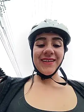 CAROLINE__07's Live XXX Chat