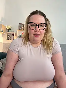 MaschaMangold's Live XXX Chat