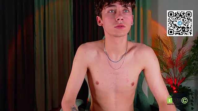 Bad_Boy9996 élő XXX-chatje