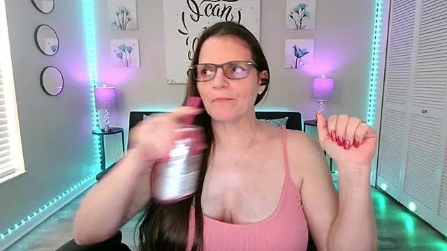 Chat XXX en directo de ClassySamantha