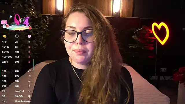 Онлайн чат XXX LuxSopphia