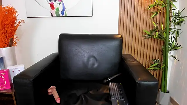 Emily_Frostt's Live XXX Chat