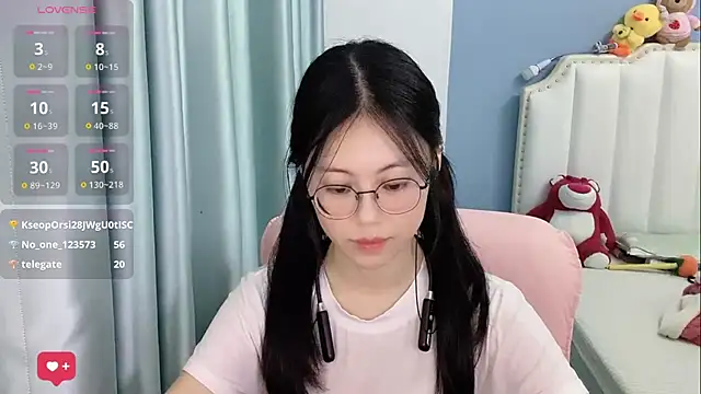 Luna-666 Chat XXX live