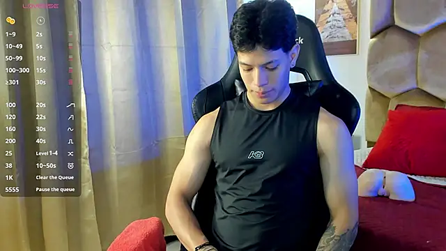 Chat XXX ao vivo de TonyPetrovjs