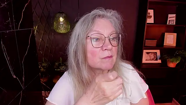 NataliMellow live XXX chat