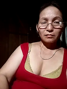 Cucci07 élő XXX-chatje
