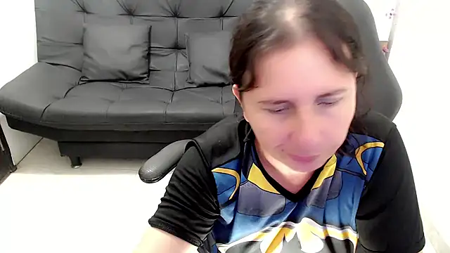 victoria_jones' Live XXX Chat