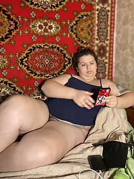 Nenssy555's Live XXX Chat