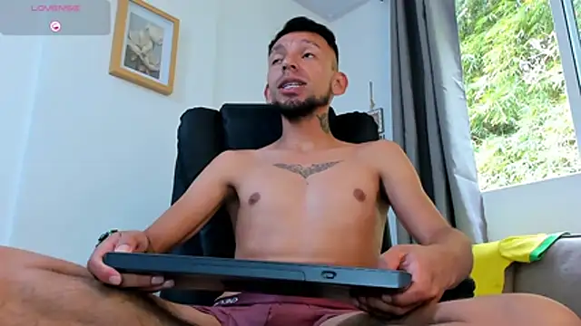 Steban_silv – Naživo XXX chat