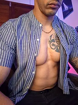 Joylopez_fit's Live XXX Chat