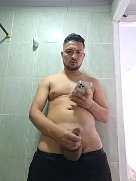 ORTIZ96hot 现场XXX聊天