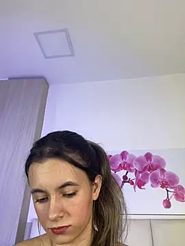 JuliaColemann live XXX chat