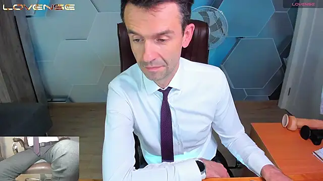 SteveTiger Live XXX-chat