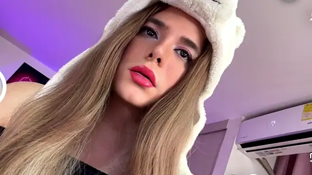 XXX chat uživo modela Isa_Pallmer