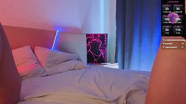 LauriePerez élő XXX-chatje