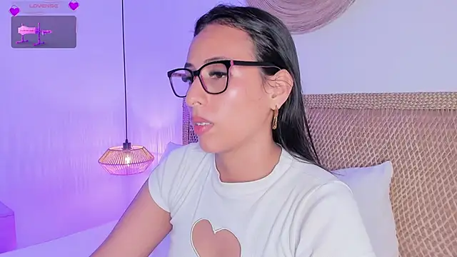 melaniejeannn_ élő XXX-chatje