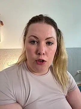 MaschaMangold's Live XXX Chat