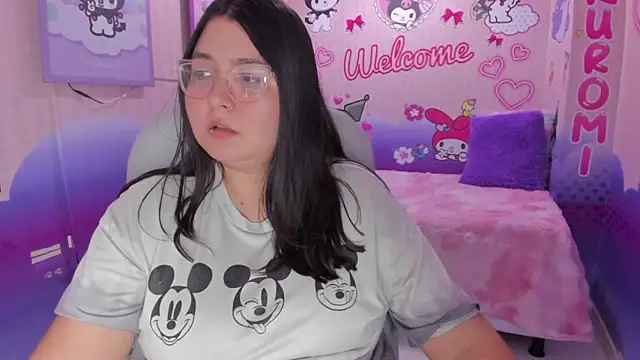 Chat XXX en directo de Dulce_meow